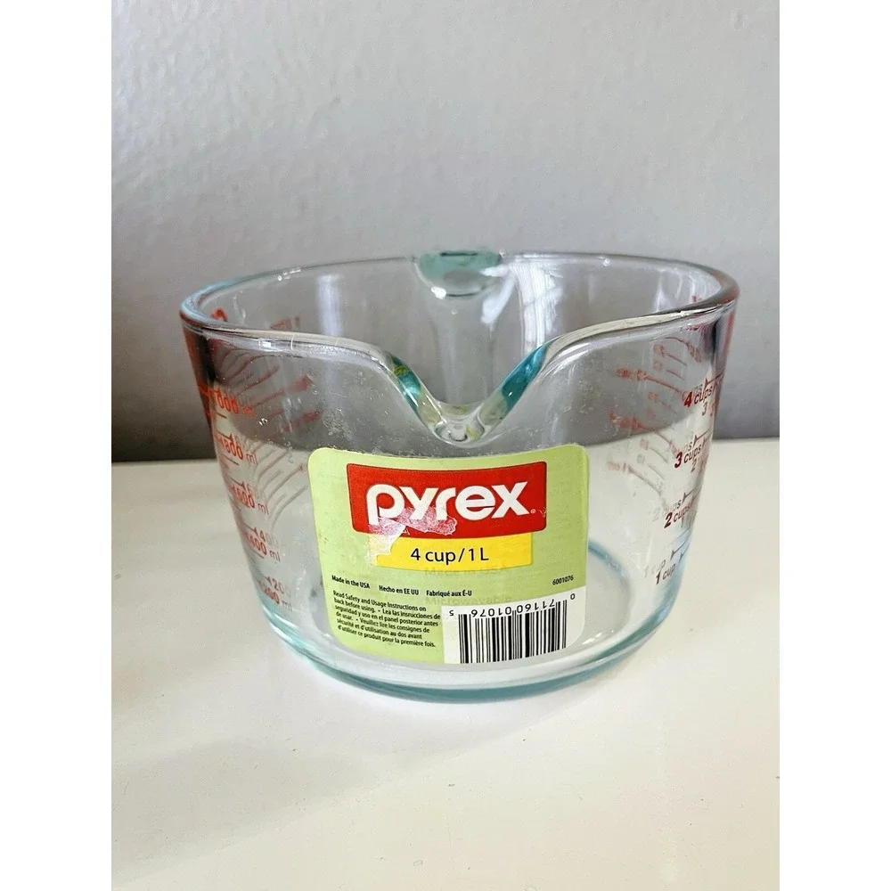 Pyrex‎ 4 Cup Measuring Cup, 32 Oz Glass, Clear, Red